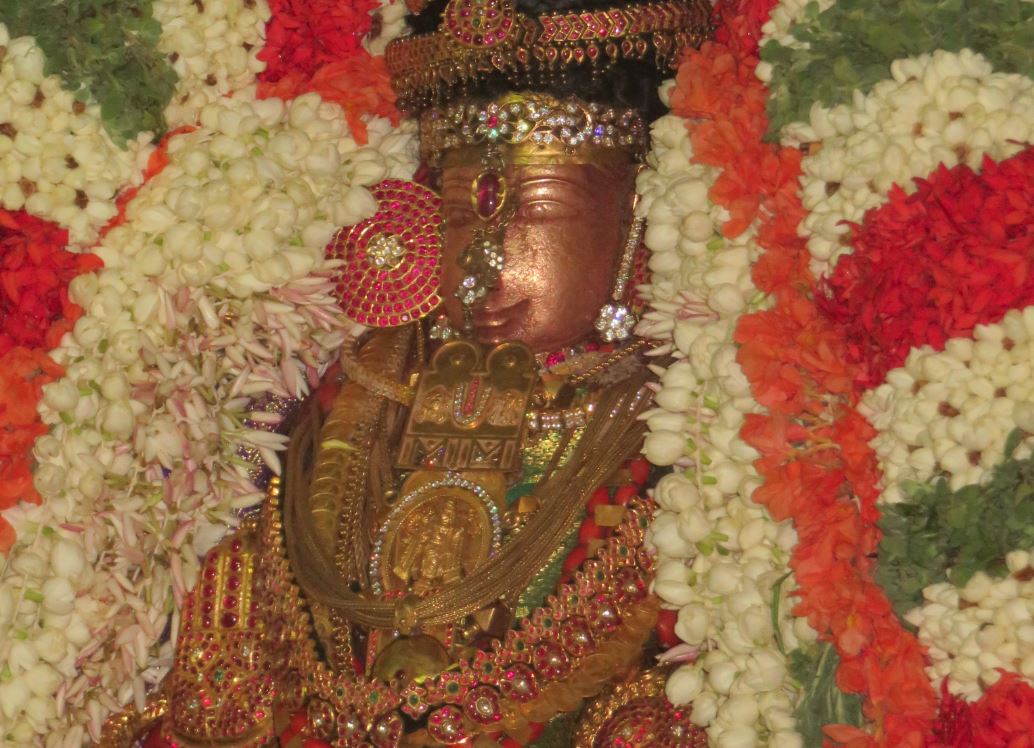 Kanchi Sri Devarajaswami Temple Perundhevi Thayar Durmukhi Purattasi Sukravara Purappadu